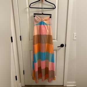 Vestique maxi halter dress